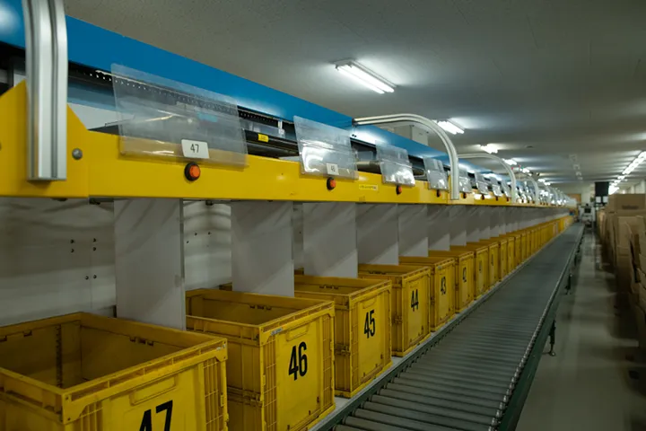 株式会社アーリーバード:先進的な物流インフラ