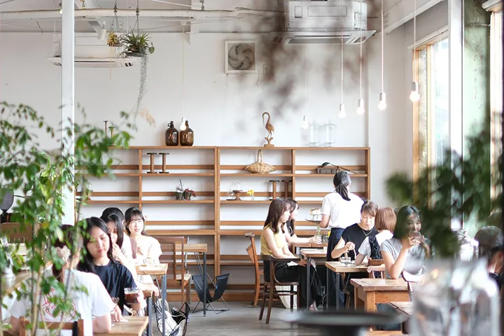 ニュースイ商事株式会社:コノクス 地域の暮らしに寄り添うカフェ