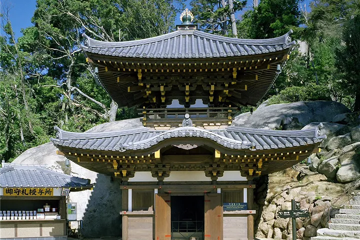 株式会社徳岡伝統建築研究所:社寺建築の設計・施工・修復